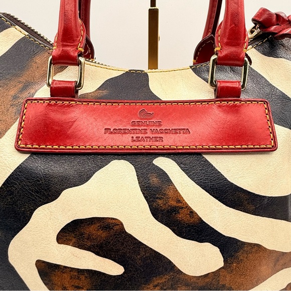 Rare Vintage Dooney & Bourke Zebra Red Trim Distressed Leather Safari Satchel - Picture 6 of 13